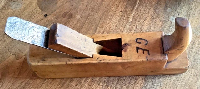 Old Tool OUTIL ANCIEN, rabot de Tonnelier