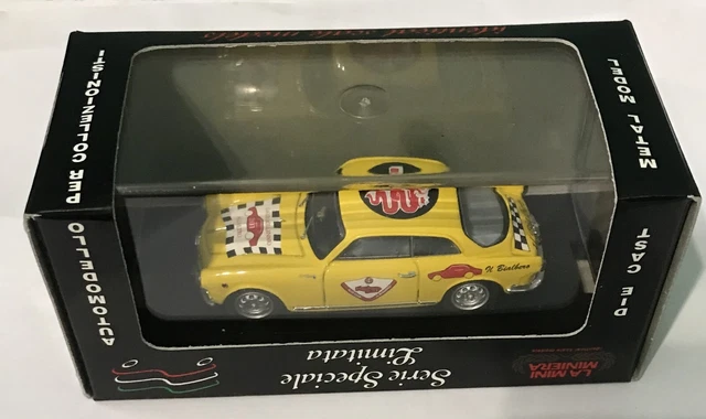 Miniature Progetto K 1/43 Alfa Romeo Giulia Sprint GTA 1967 - Couleur Or - Avec Boîte