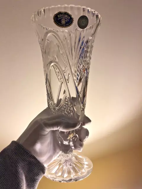 A beautiful Bohemia crystal footed vase - 26 cm tall - Czech Republic