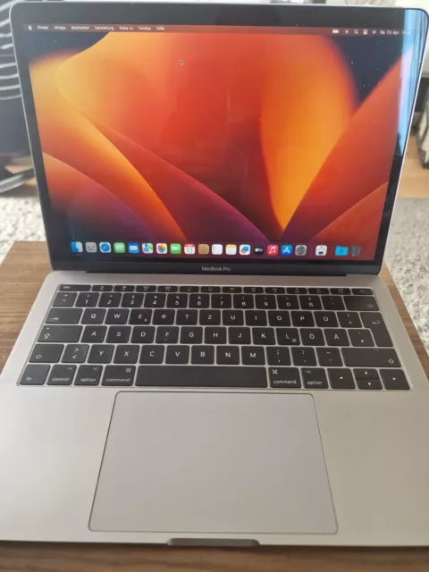 Macbook Pro 13 2017,250GB, 8GB