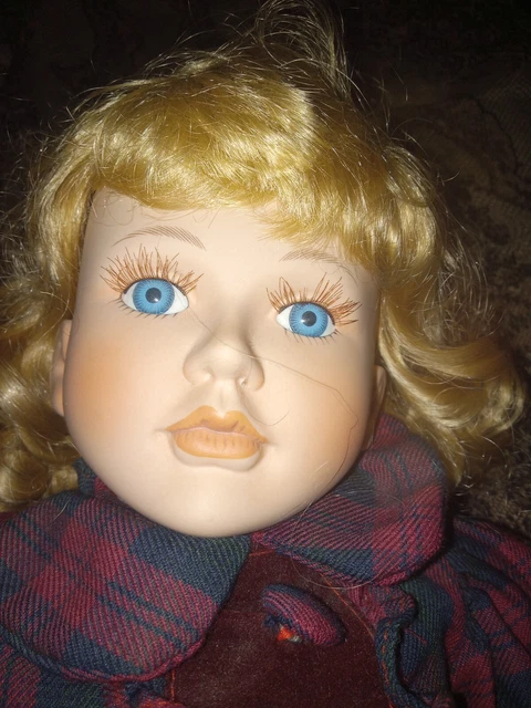 Vintage Heritage Mint The Sitting Pretty Collection Porcelain Doll