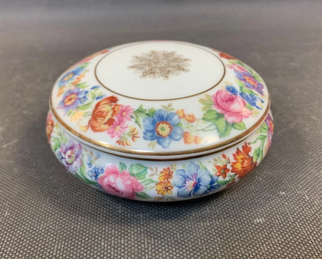 antica-bomboniera-scatola-in-porcellana-di-limoges-decoro-di-fiori