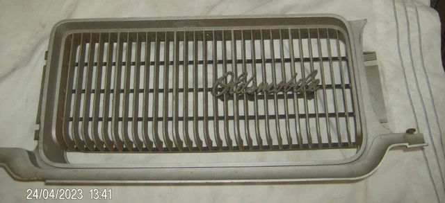1970 Cutlass Used Factory Original Left Grill Grille 1970S Gm 1970 Cutlass Used Factory Original Left Grill Grille 1970S Gm
