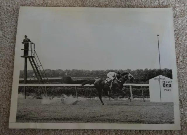 Kentucky Derby Winner Shut Out Horse Racing Photo  Vintage Saratoga 1943