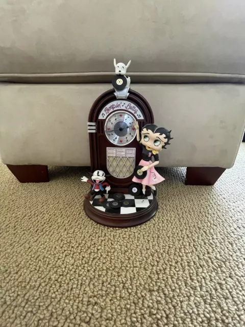 Danbury Mint Betty Boop “The Jukebox Betty Clock” 2003