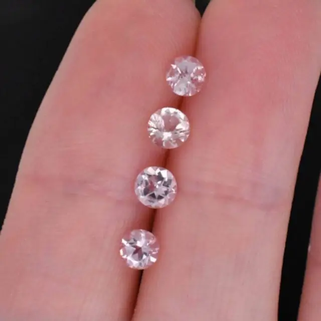 4 Pièces 0.86 Carats Morganite 4 MM Rond Coupe Libre Pierres Précieuses De Bijou