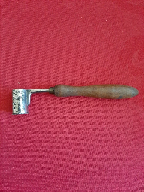 Ancien Doseur à Poudre Et Plomb Pour Cartouches De Chasse – Objet De Collection