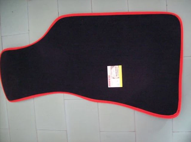 SERIE 4 Tappeti Auto In Moquette Nera Per OPEL KARL 2015-2019 - Set Completo 4 Pezzi Con Battitacco - Made In Italy