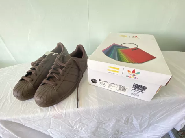 Adidas superstar supercolor olive green top