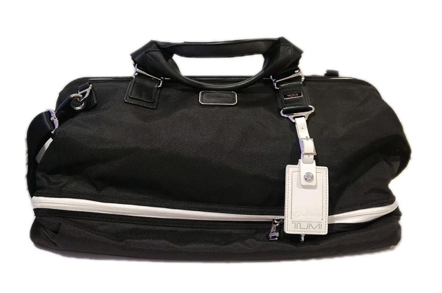 トゥミxレクサス『クラフテッドライン 』22328DWE フレームド・ダッフル Amazon.co.jp: トゥミx レクサス『クラフテッドライン 』22328DWE