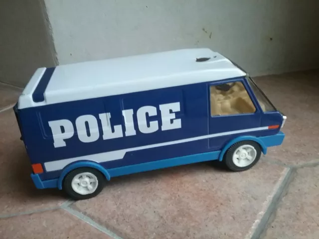 Acheter Cars et camions Friction Fourgon de police (DE) avec