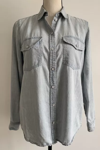 Club Monaco Women’s Chambray Denim Button Down Shirt, Light Blue, Size Medium