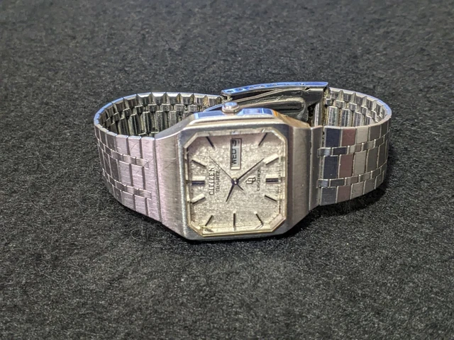 Rare Vintage Citizen Crystron Mens Watch Day Date 8550 859448-Y For Repair Rare Vintage Citizen Crystron Mens Watch Day Date 8550 859448-Y For Repair