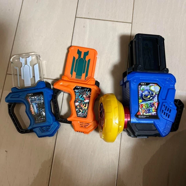Kamen Rider Ex-Aid Henshin Game DX Gashat Gear Dual Hero Pretend Toy Bandai