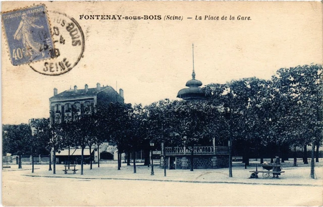 CPA AK Fontenay La Place de la Gare FRANCE (1282711)