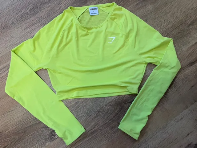 Gymshark Flex Sports Long Sleeve Crop Top Light Green open back