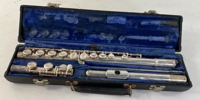 Gemeinhardt Flute Model M2 Silver Plated w/Case will need pads