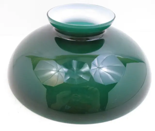 Hurricane Gwtw Glass Oil Lamp Shade - Cased Green - 10" Fitter(Eff5)