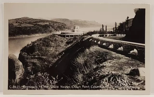 Postcard The Vista House, Crown Point Columbia River Highway Oregon RPPC Vintage