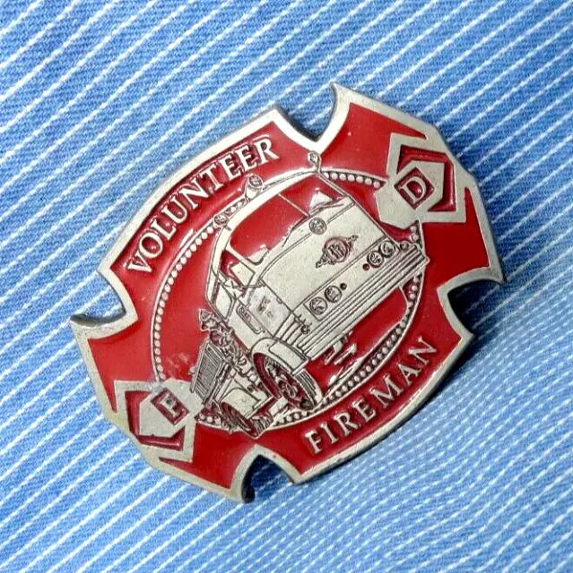 Volunteer Fireman FD Belt Buckle Firetruck Bright Red Vtg 70s InStyle    .TYC124