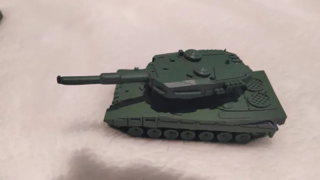 Leopard 2 A4 Escala 00 (1/76) Lote 14 Uds. 2