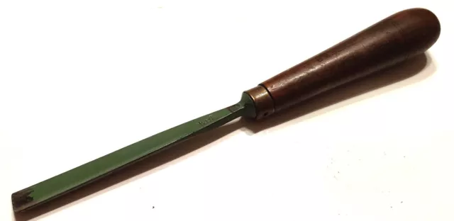 Buck Bros. No. 4 Gouge Chisel - 1/2 Inch