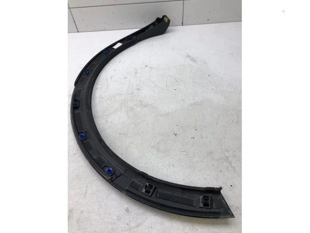 P19396920 KOTFLÜGELVERBREITERUNG LINKS AUDI Q3 (F3) 83A853817A EUR 49 ...