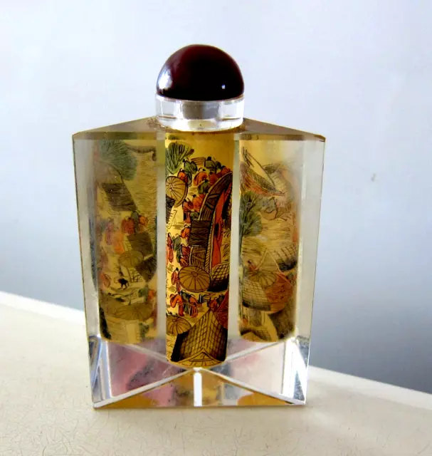 VINTAGE CHINESE REVERSE INSIDE HAND PAINTED GLASS SNUFF BOTTLE 4 7/8" box