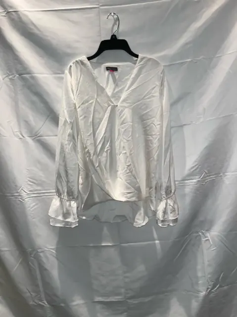 MSRP $89 Vince Camuto White Wrap Blouse Size Small