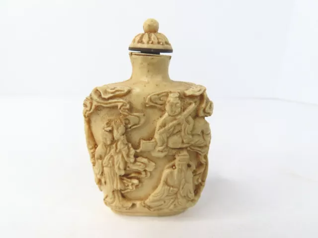 Vintage Chinese or Japanese Snuff Bottle Carved Resin 3D Image
