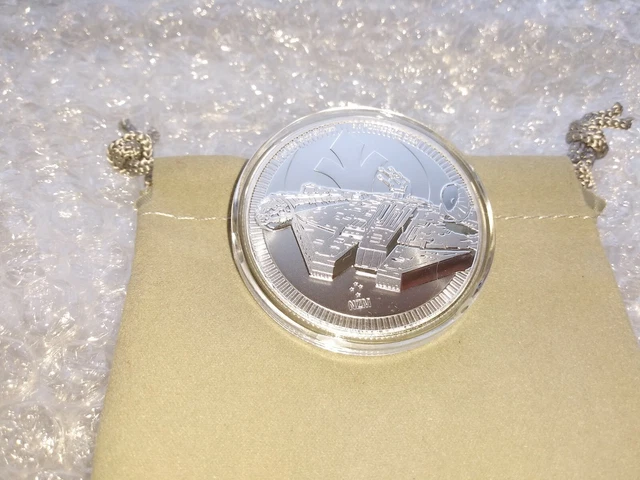 2021 1 oz Niue Silver Star Wars Millennium Falcon Coin (BU)