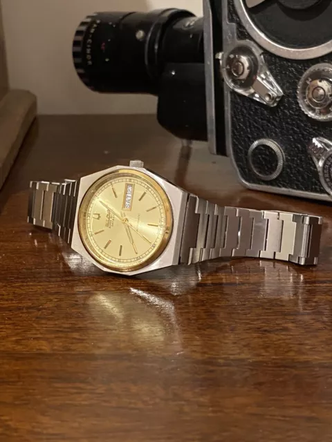 VINTAGE BULOVA AUTOMATIQUE design Gerald Genta Patek Royal Oak AP