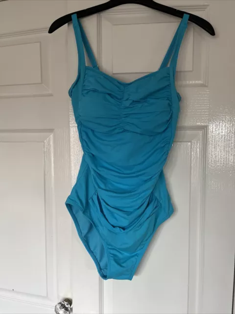 M and 2025 s swimming costumes