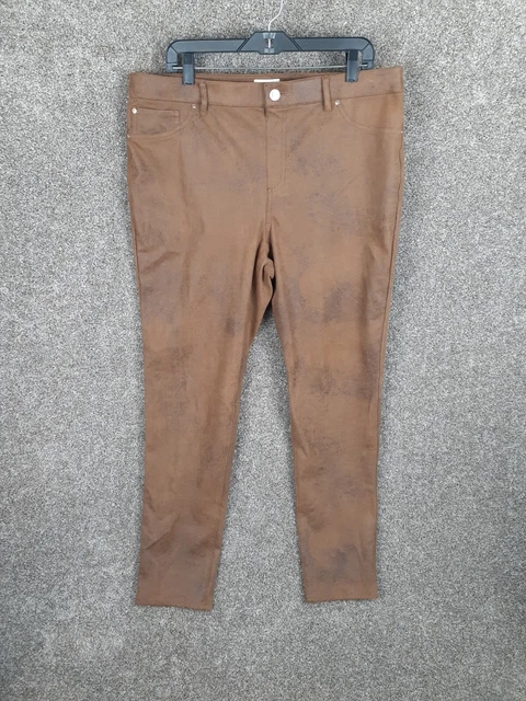 Chicos The Ultimate Fit Faux Suede Slim Pant Womens 2.5 Reg Camel Brown NWOT