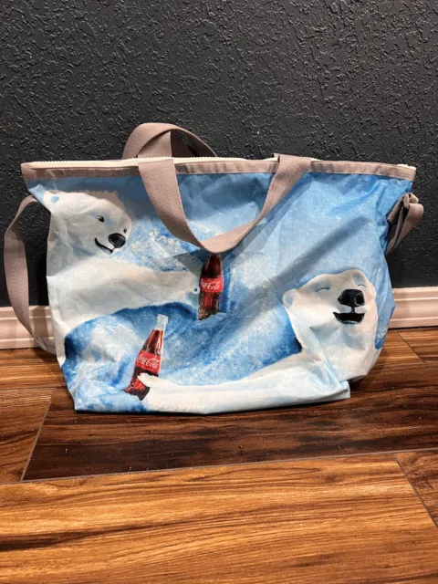 LeSportsac x COCA COLA Easy Carry Tote (A Season to Share)