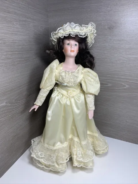 Doll Porcelain Yellow Dress Hat The Heritage Mint Collection 1989 15” w/ Stand