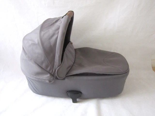 Carrycot - Mamas & Papas Flip / XT2 XT3 / Ocarrograu