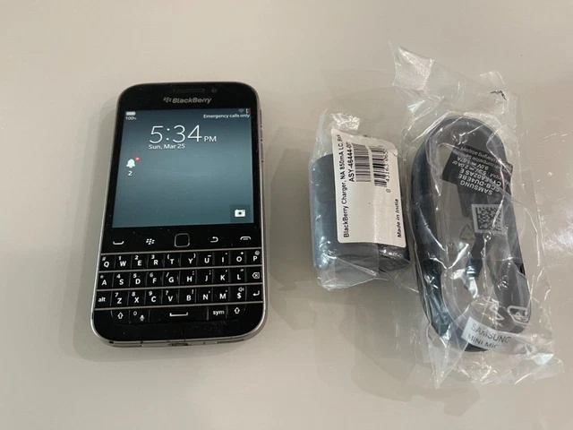 BLACKBERRY CLASSIC SQC100-4 16GB Black (Unlocked) Smartphone