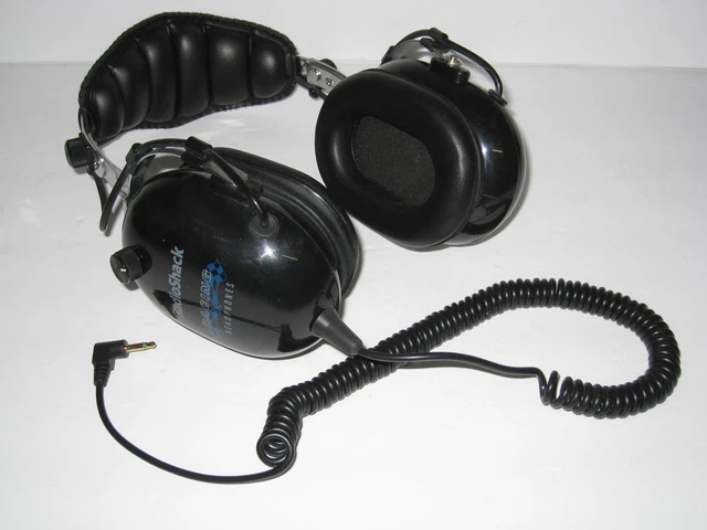 RadioShack Noise Reducing Racing Headphones Adjustable Headset 330-1198 RadioShack Noise Reducing Racing Headphones Adjustable Headset 330-1198
