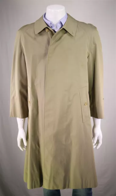 Burberrys Made in England Tan Cotton Trench Coat w/ Novacheck Lining Men's Large