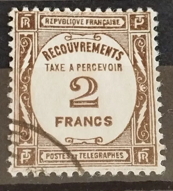 Timbre Taxe N° 62 Type 2f sépia Oblitéré 1927 cote 30 €