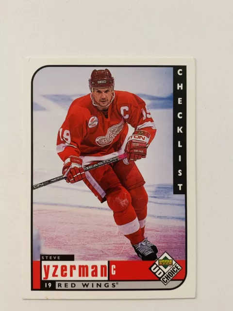 1993-94 Score USA #310 Steve Yzerman