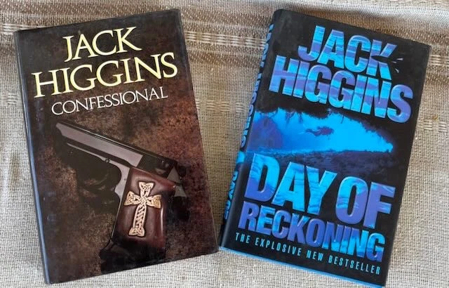 希少　Jack Higgins Confessional Confessional: Jack Higgins: 9780007372362: Amazon.com: Books