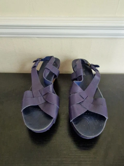 Clarks softwear on sale sandals