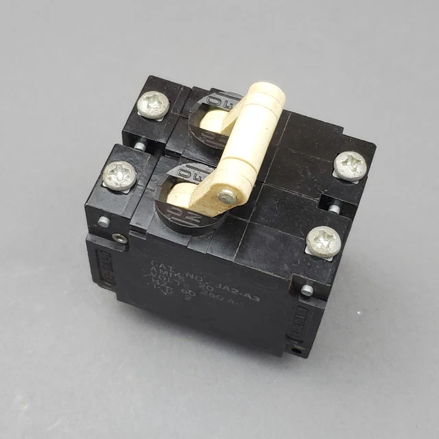 VINTAGE HEINEMANN CIRCUIT Breaker Model JA2A3 20A 250VAC Tandem Re