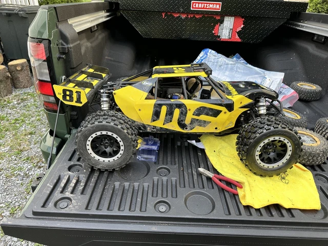 Used Losi DBXL 2.0 Gas Victory Pipe, Badlands MX43 tires, No Tx/Rx, Needs Work. Used Losi DBXL 2.0 Gas Victory Pipe, Badlands MX43 tires, No Tx/Rx, Needs Work.