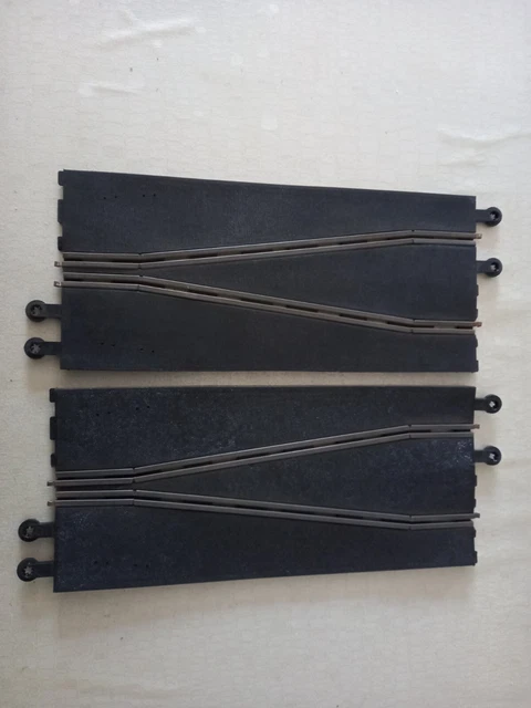 2 rails chicanes pour circuit voitures électrique SCALEXTRIC/HORNBY/MECCANO 1/32