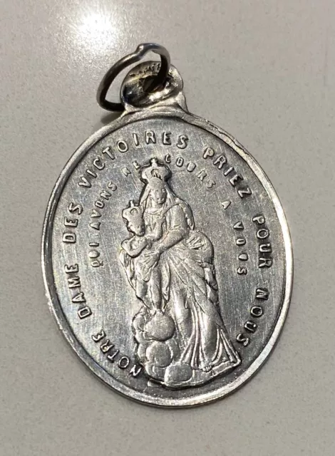 Medaille religieuse ancienne " Notre Dame Des Victoires " - argent massif