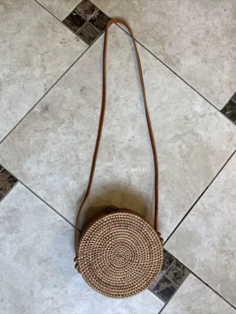 Round Brown Hand Woven Wicker Rattan Basket Purse Snap Crossbody Bag Boho