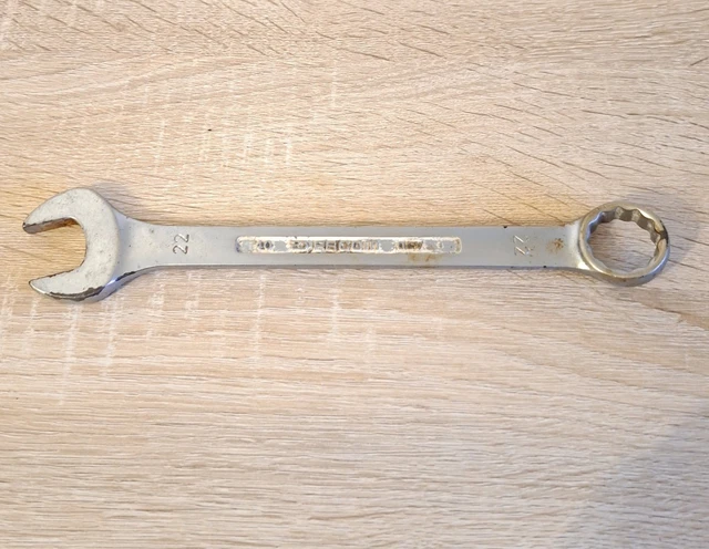 Clé à pipe débouchée 23 mm longueur 250 mm chrome vanadium 6 pans